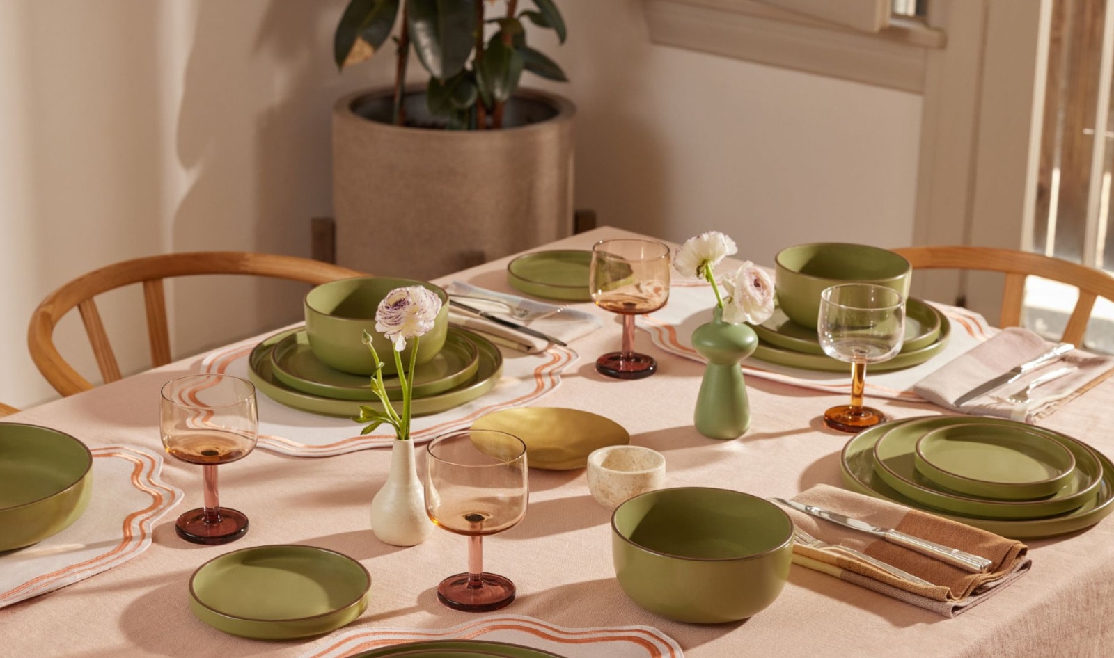 The Very Best Tableware for Entertaining Is 35% Off Right Now